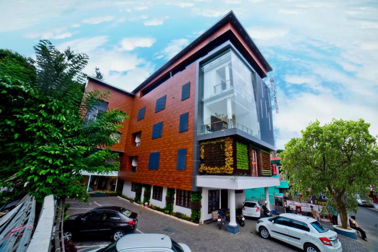 Wild Saga Hotel Текади Екстериор снимка